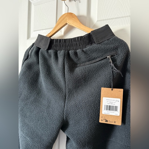 SKIMS X THE NORTH FACE 1995 RETRO DENALI FLEECE PANT - ONYX BLACK NWT SIZE SMALL - Picture 4 of 13